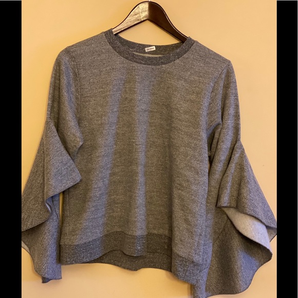 Tops - SALE 🔴 Stylish Sweat Shirt!